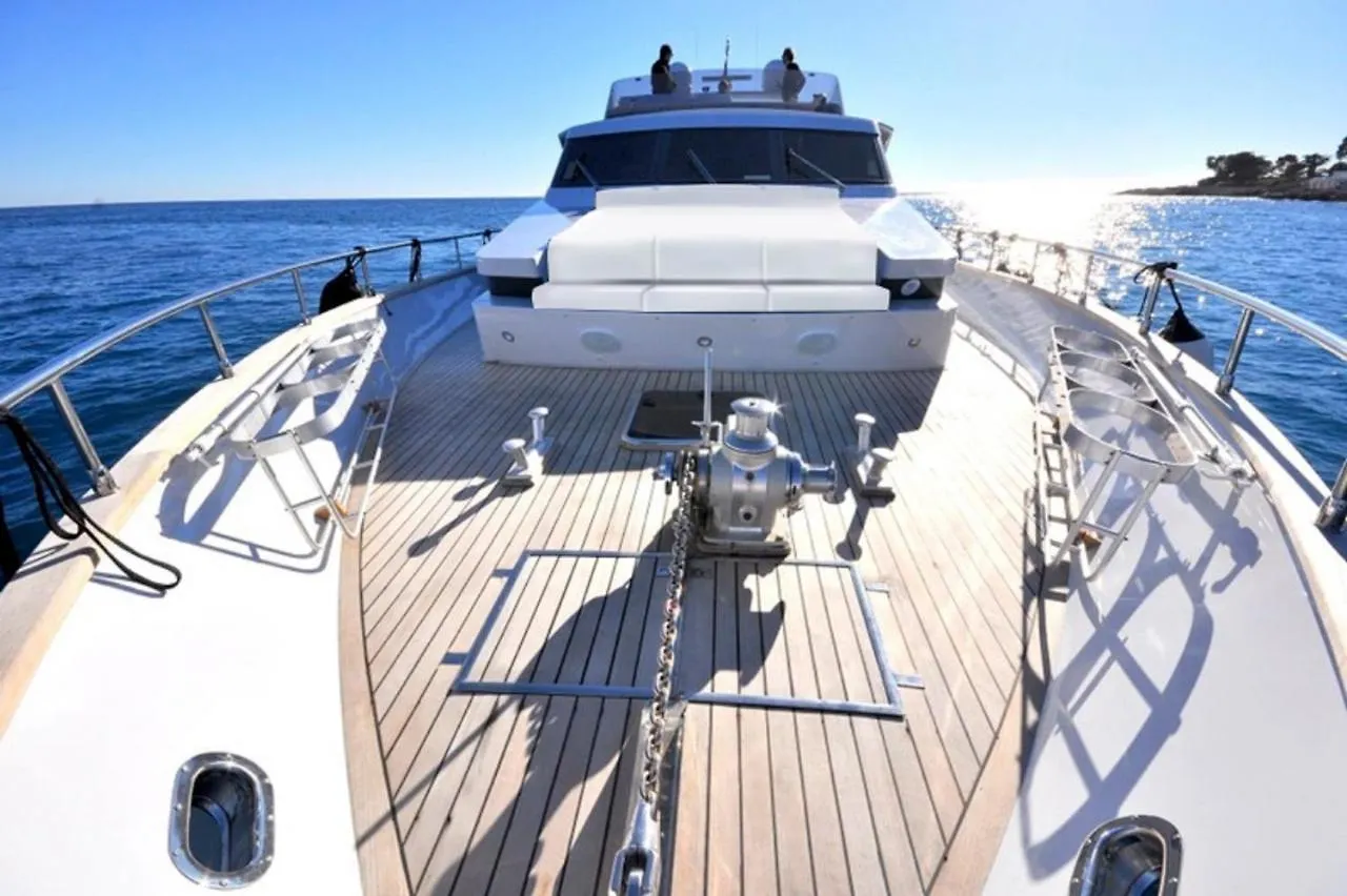 Boat & Breakfast Lucretia, Luxury Yacht Hotel Arbatax Italy